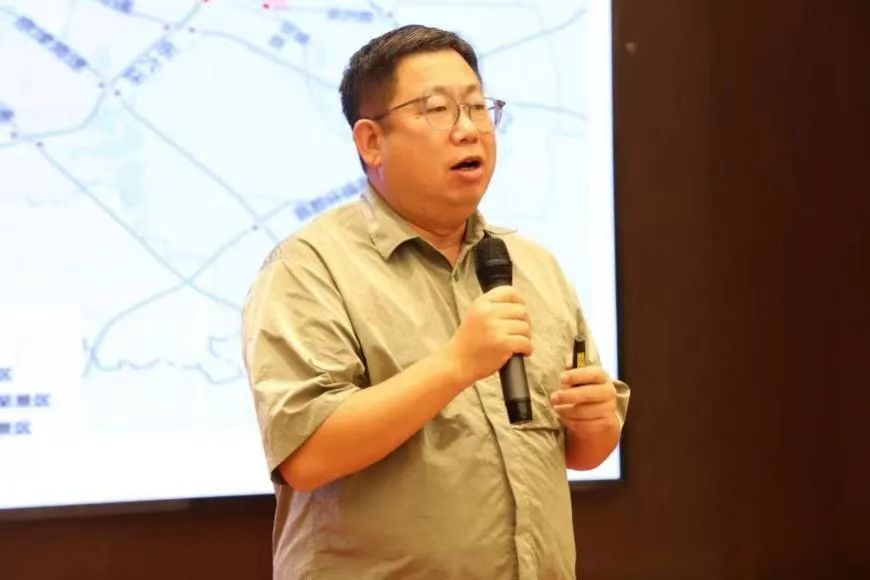 党委委员副局长于海波主题分享成都市安仁古镇景区管委会产业发展部部